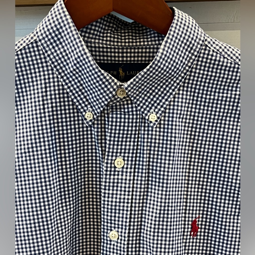 Men’s Ralph Lauren Button down shirt Navy size large